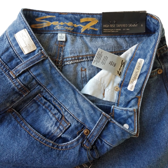 Seven7 High Rise Tapered Skinny Vintage Mom Jean's - Picture 5 of 7